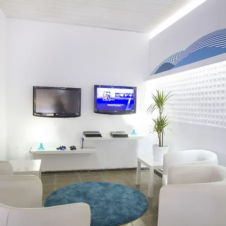 Garbi فندق يوريت دي مار