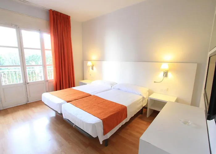 Garbi Λορέτ Ντε Μαρ