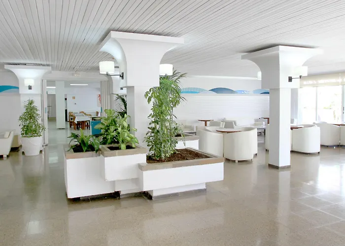 Garbi Λορέτ Ντε Μαρ