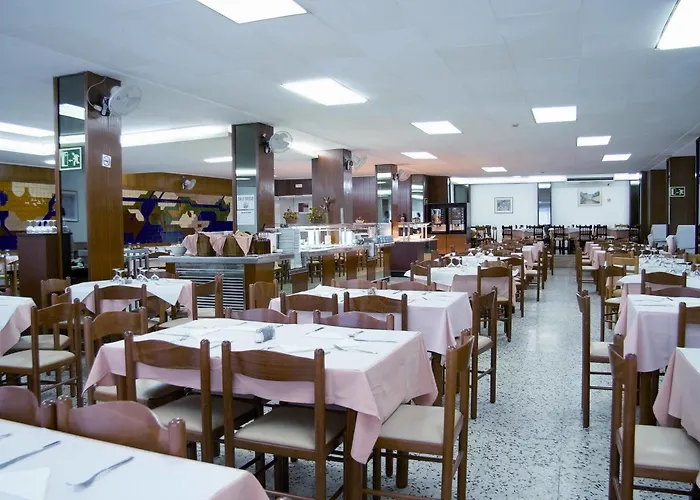 Garbi 3* יורט דה מאר